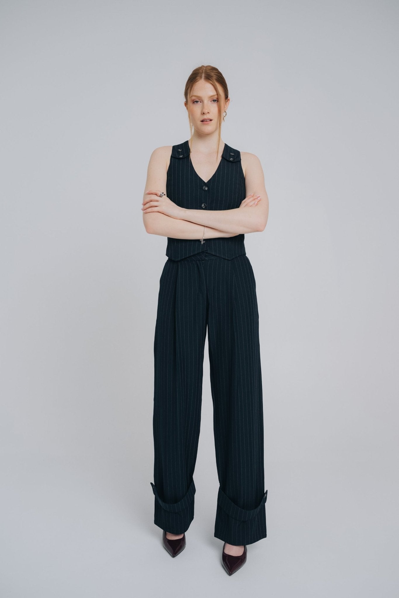 Tailored pleated pants